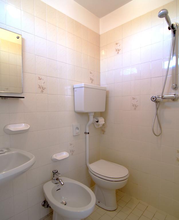 Hotel Villa Tua Riccione Zimmer foto